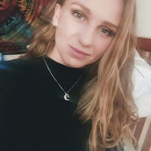 Meet your Posher, Samira